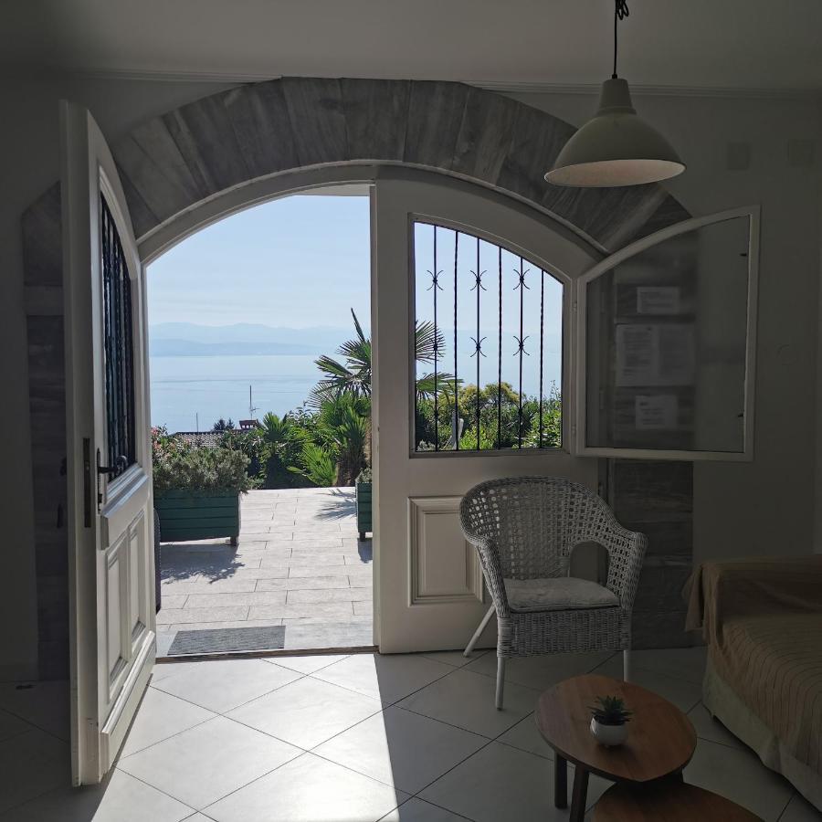Villa Allegra Ловран Экстерьер фото