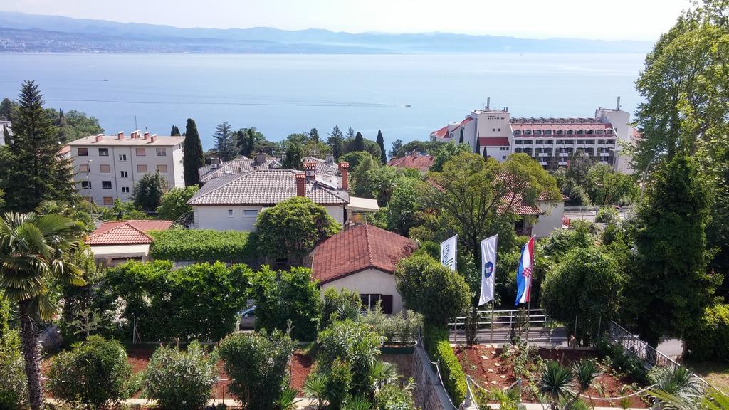 Villa Allegra Ловран Экстерьер фото